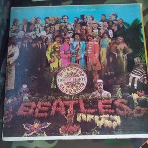 The Beetles Sgt Peppers Lonely Hearts Record